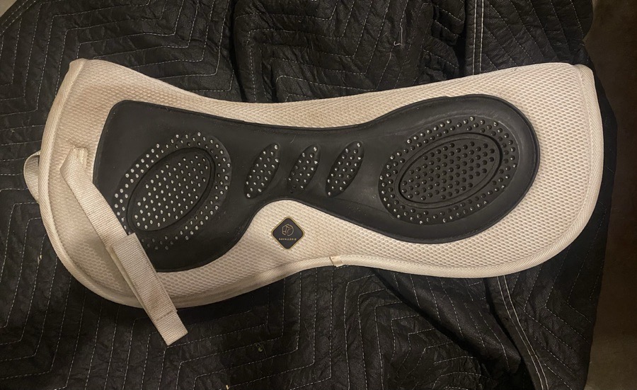 KAVALLERIE 3D Air-Mesh Half Pad - Impact Protection & Therapeutic Gel Padding