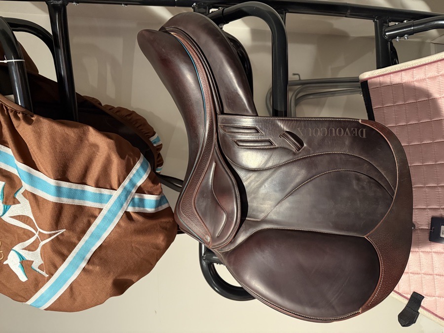 2019 18” Devoucoux Biarritz Lab Jump Saddle