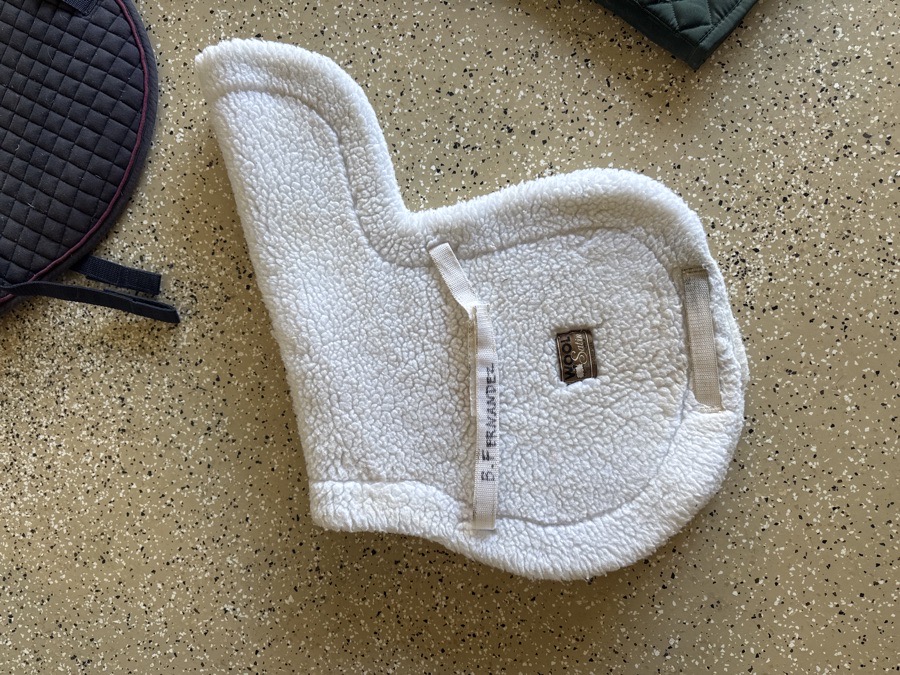 Toklat wool show pad