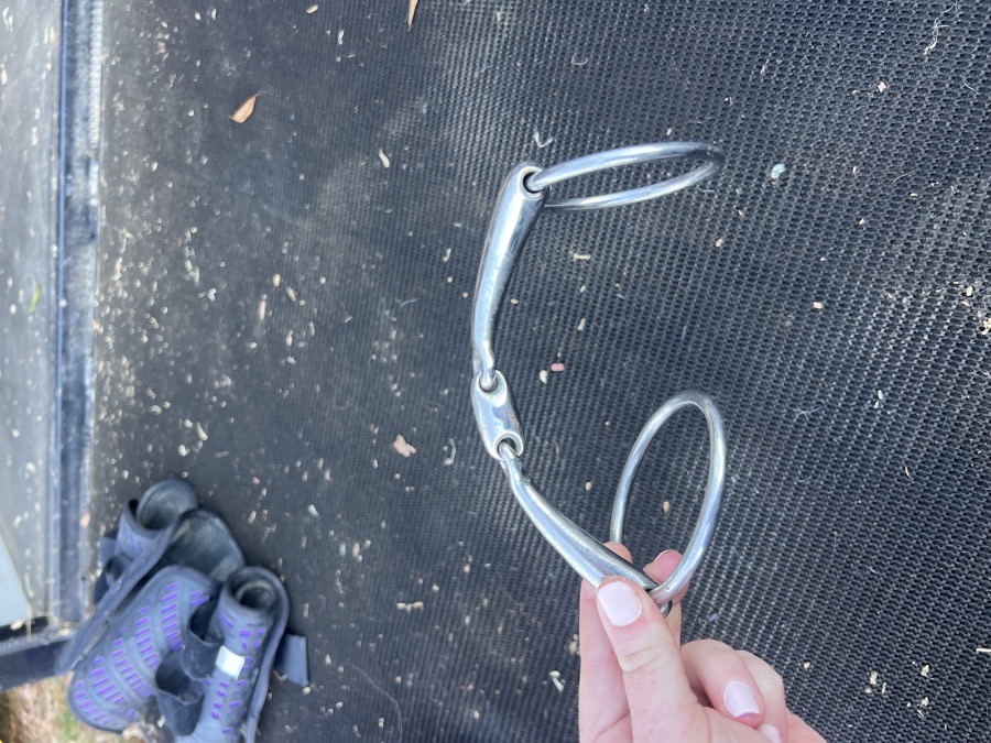 Stubben SteelTech Locking Snaffle 