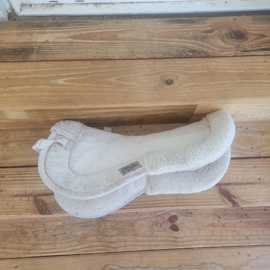 Excell wither relief half pad