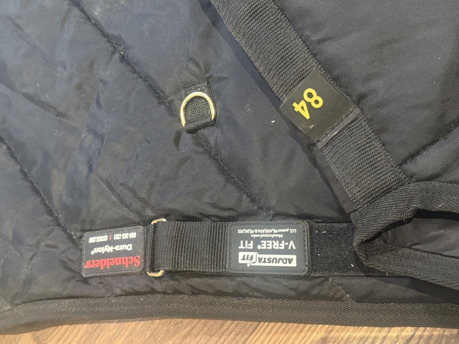 84” Schneiders Heavy Weight Stable Blanket 