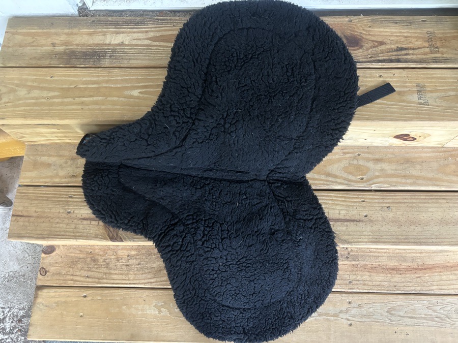 TRIPLE E Teal camoflauge saddle shaped saddle pad 