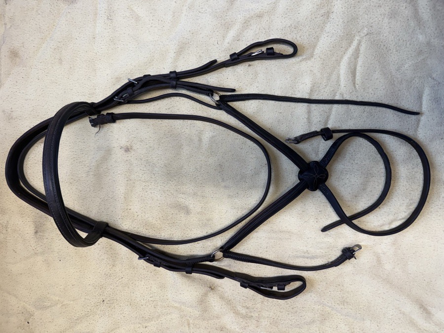 Full sized brown figure 8