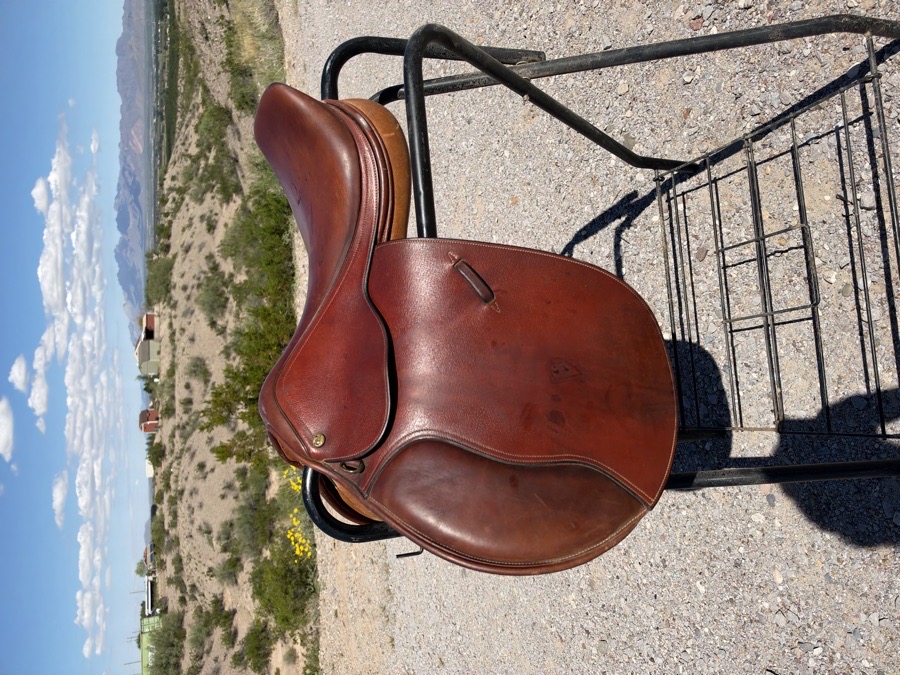 OVATION | 16" | 5" Tree Size | 2010