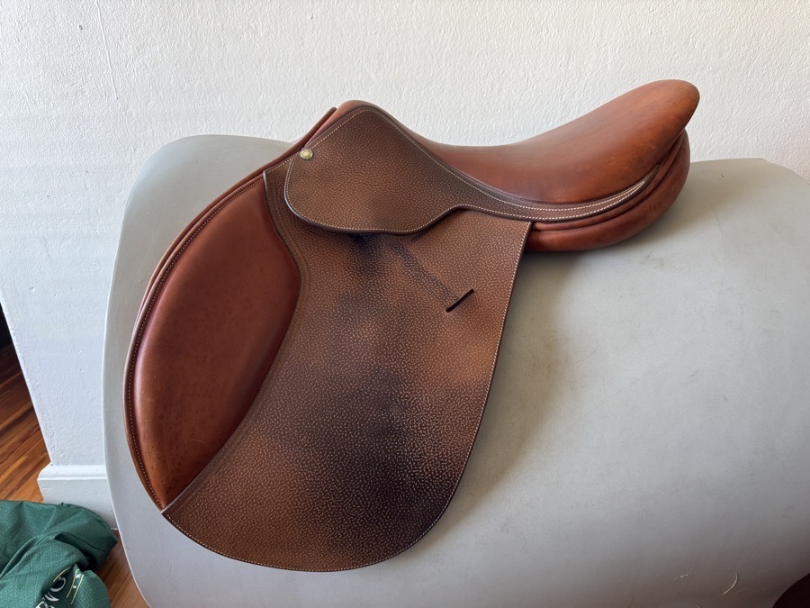 17.5” Butet Saddle - Long Flaps - “L” Seat