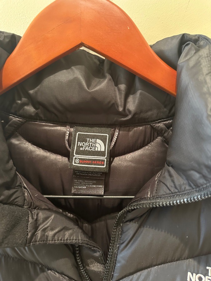 The North Face Summit Series 800 Short Down Jacket