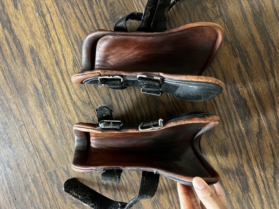 Open Front Veredus Boots