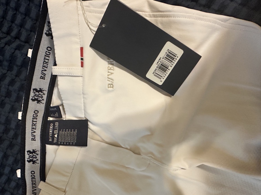 B Vertigo Full Seat Breech Sz 28 NWT