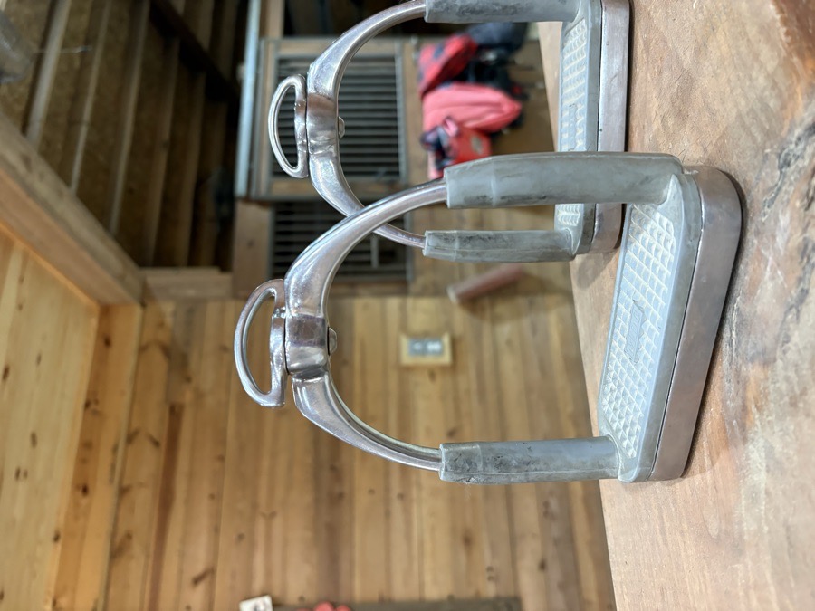 MDC Ultimate Stirrups