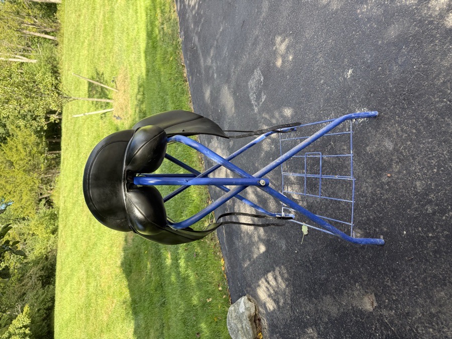 Custom Saddlery Steffen’s Advantage Monoflap Dressage Saddle