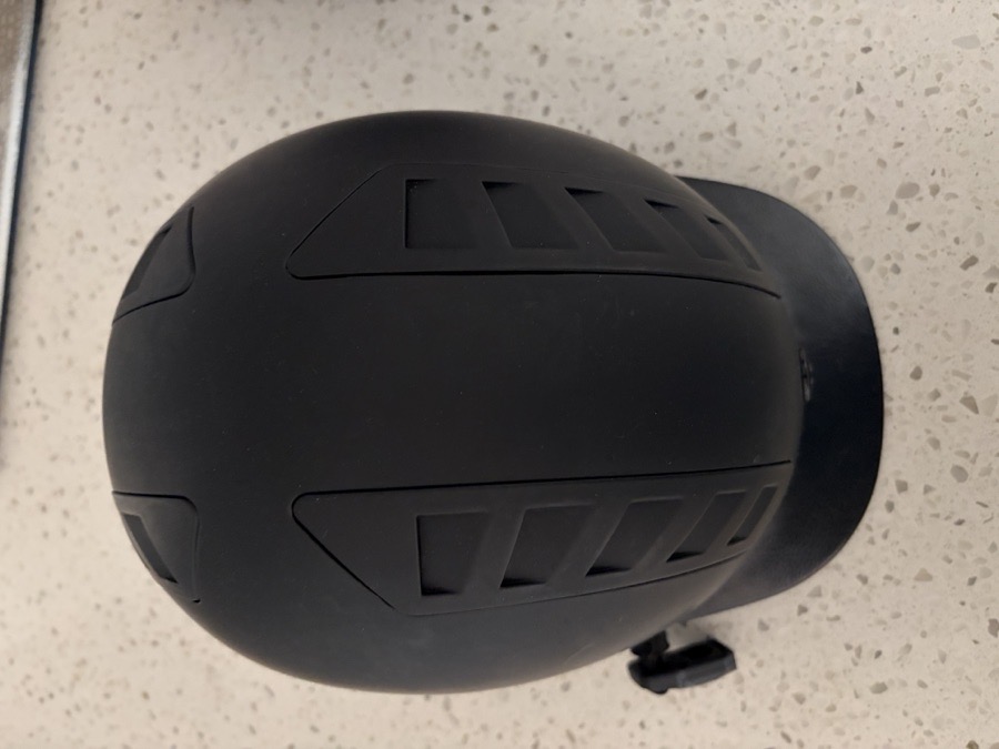 BACK ON TRACK Helmet Small
