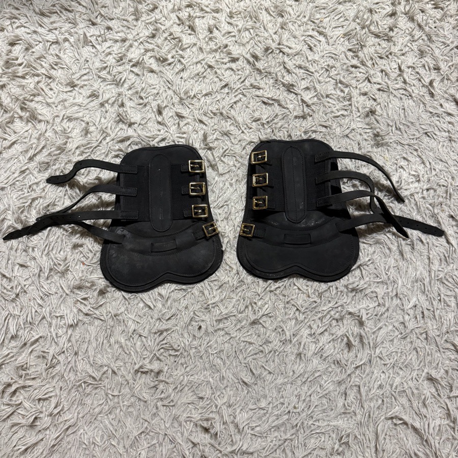 Black Horse Size Open Front Horseback Riding Boots. Good Condition.