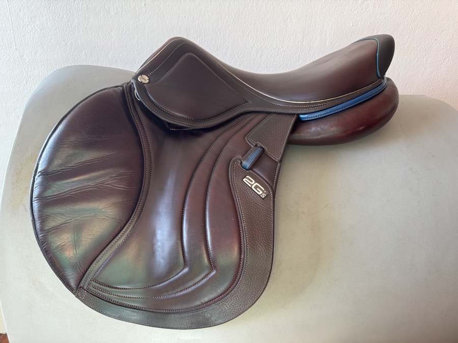 17.5” CWD SE32 Mademoiselle 2Gs Saddle - 3C - 2019 - Full Buffalo