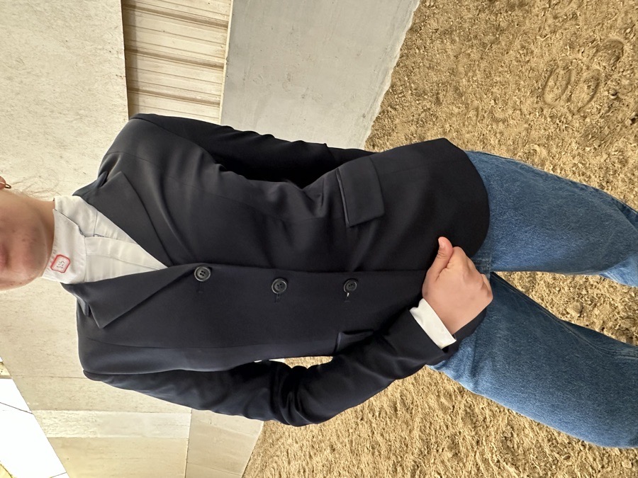Huntfield show jacket size 2