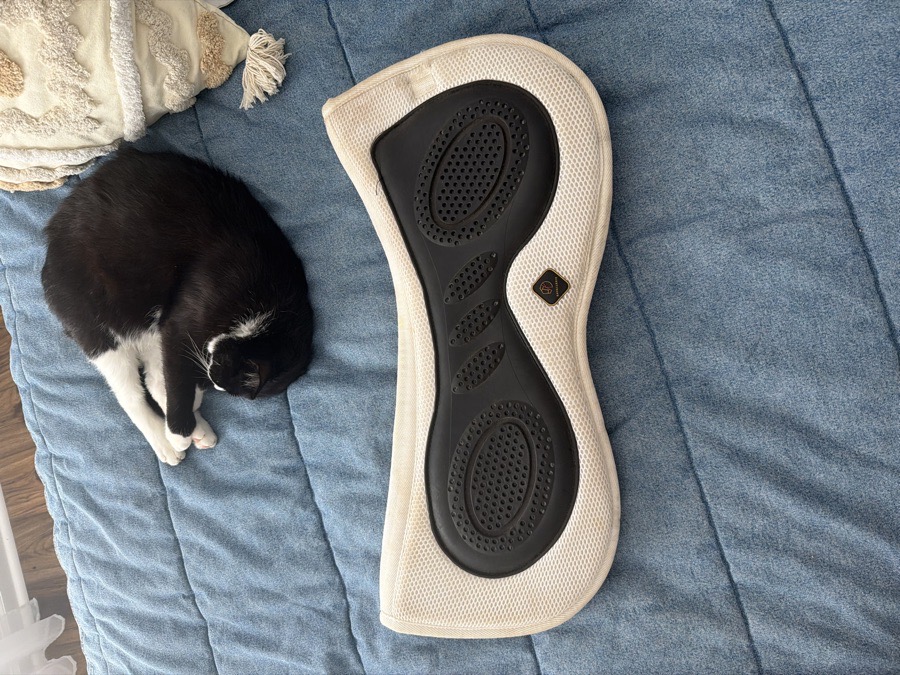Kavallerie 3D Air-Mesh Half Pad, Impact Protection & Therapeutic Gel Padding