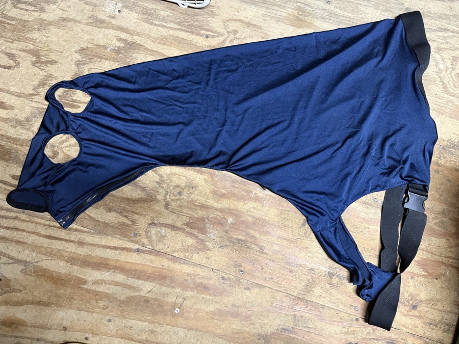 INTEC stretchies lycra zip up hood