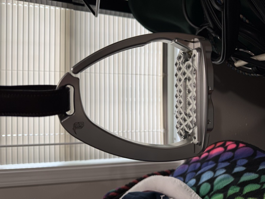 Tech Stirrups Venice Sloped Stirrups