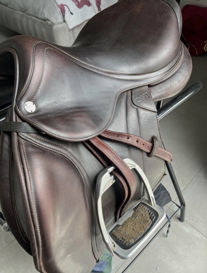 CWD SE38 Gisele Buffalo Saddle