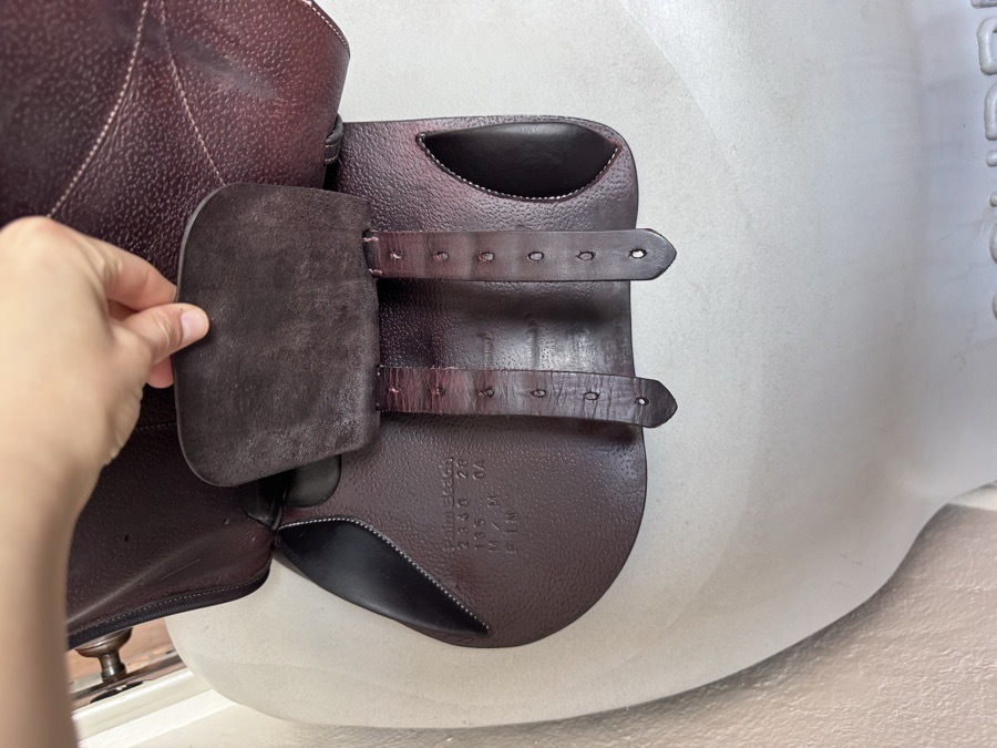 16.5” 2020 Voltaire Palm Beach Saddle - 0A - Full Buffalo!