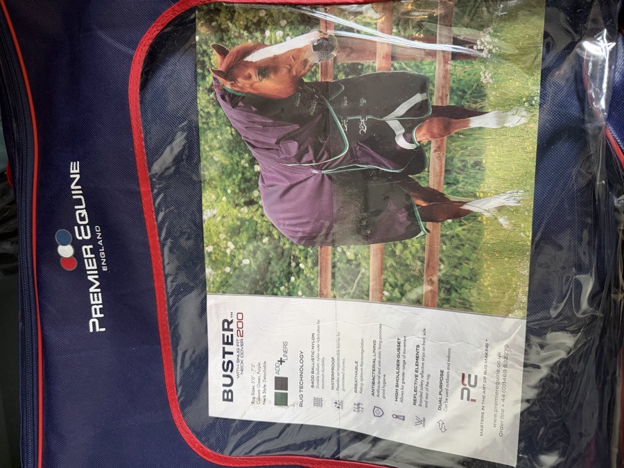 Premier Equine 200g horse blanket