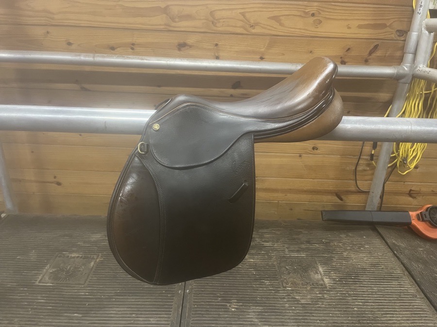 Pessoa 15 3/4 Saddle