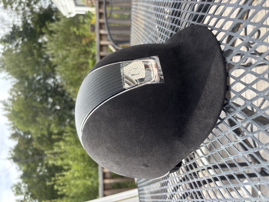 BRAND NEW Samshield premium helmet