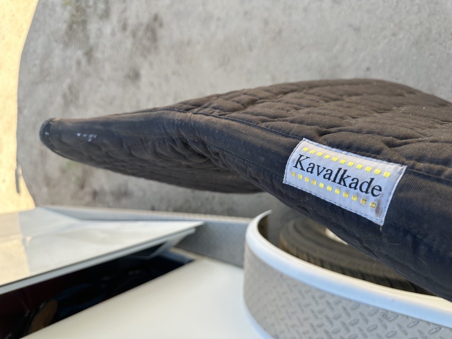 Kavalcade black saddle pad 