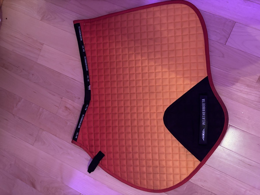 Prime Ombre Jump Shaped Saddle Pad