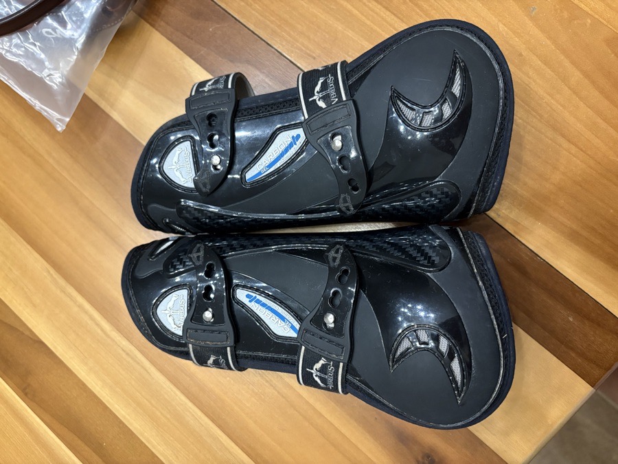 VEREDUS Front Boots