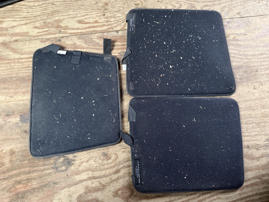 Lot of equifit liners