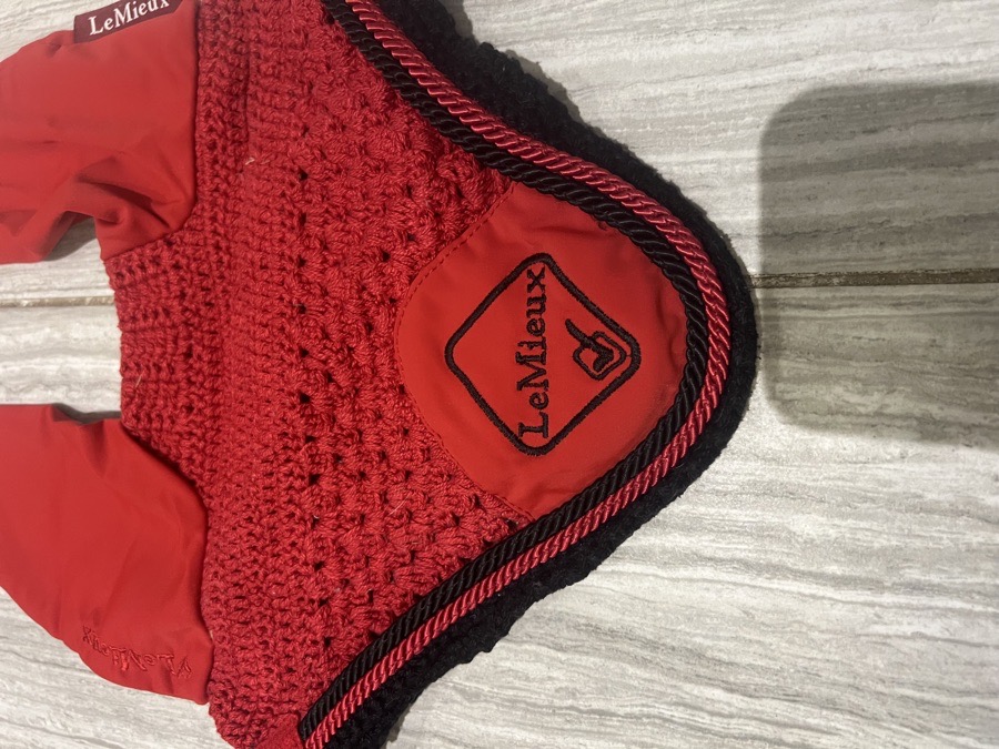 LeMieux ear bonnet 