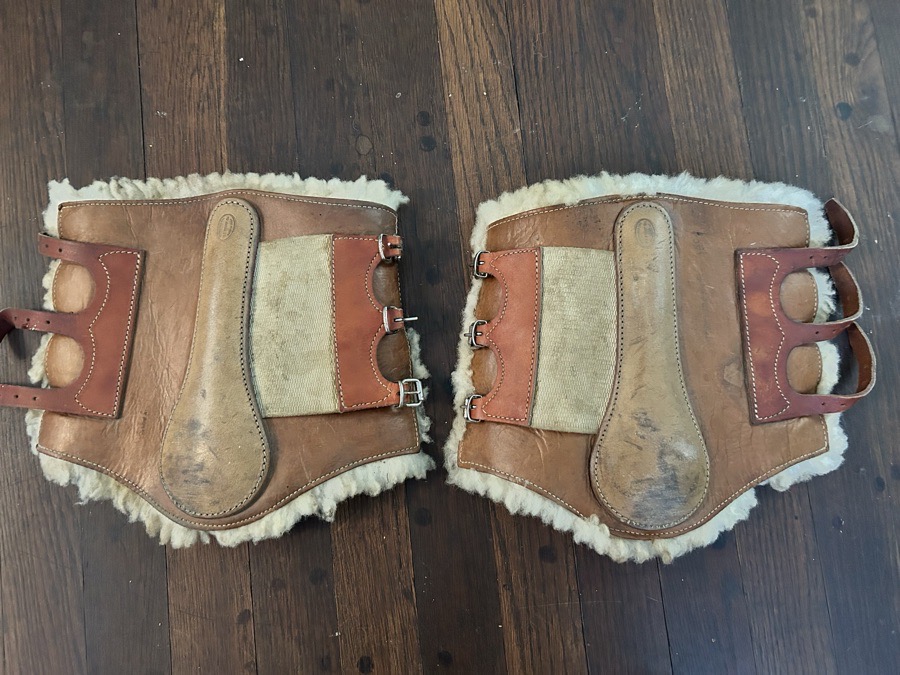 BT CRUMP Front Boots