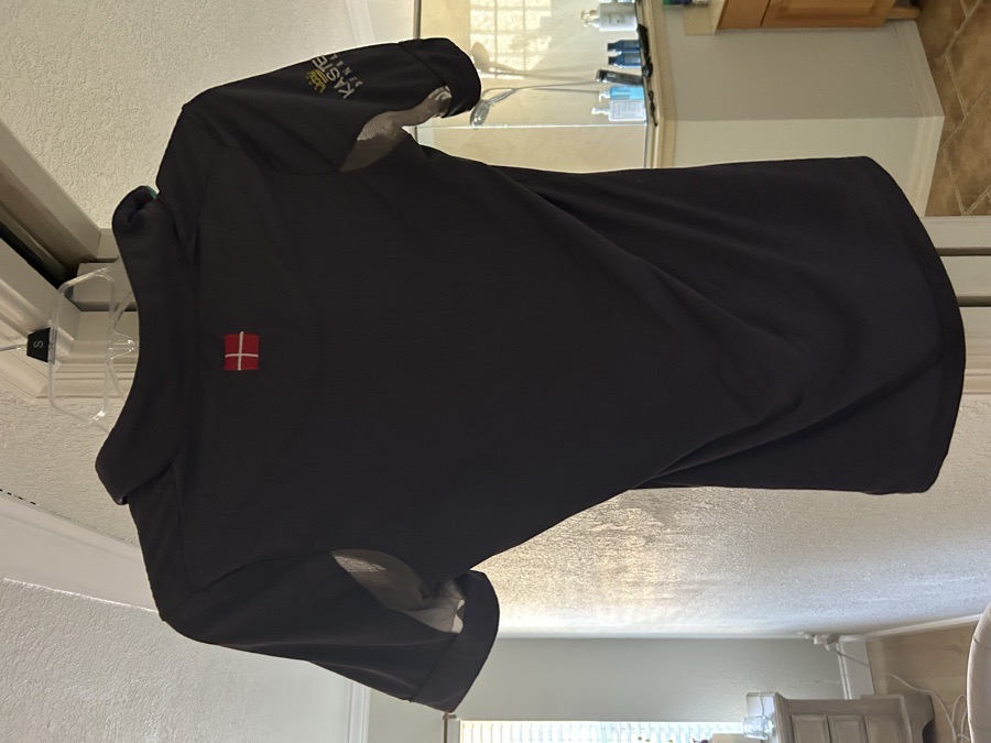 Short sleeve sun shirt 