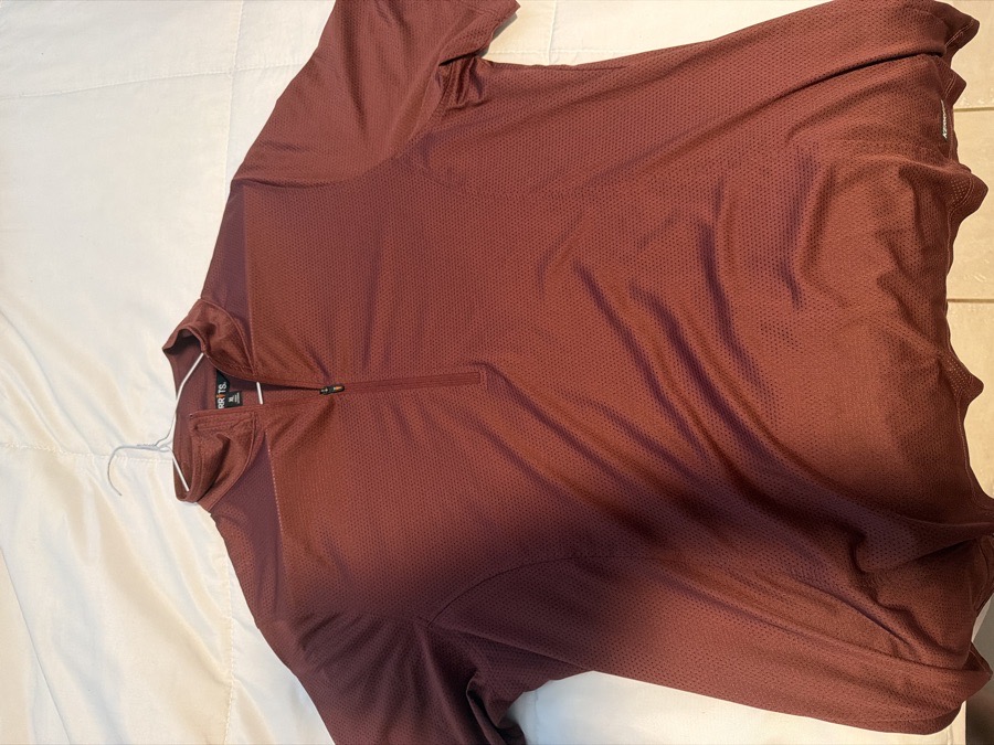 BRAND NEW XL Kerrits Burgundy Ice Fil Lite Top