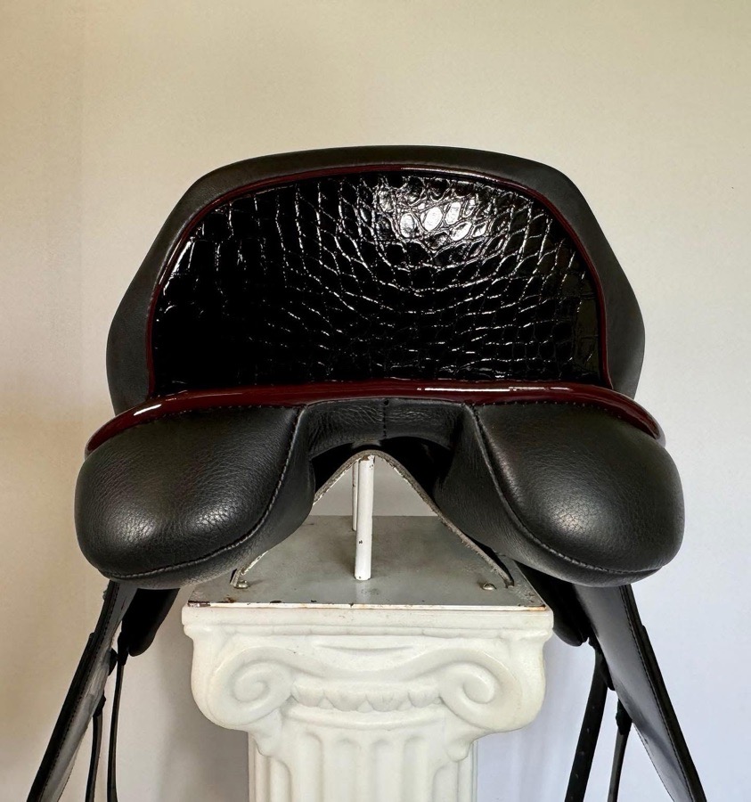 Trilogy Dressage Saddle
