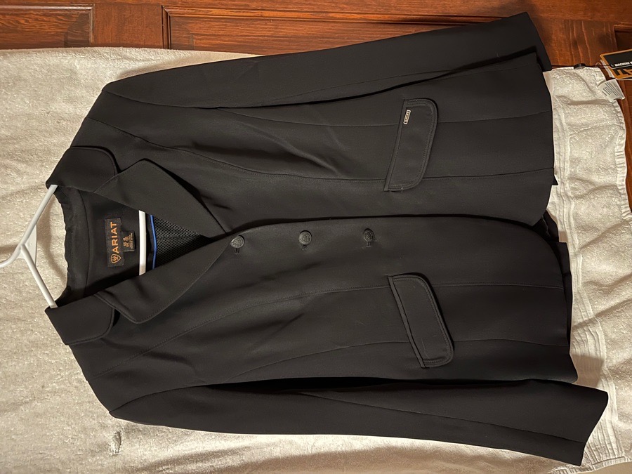 NWT Ariat Heritage Coat 6L black (hard to find!) 