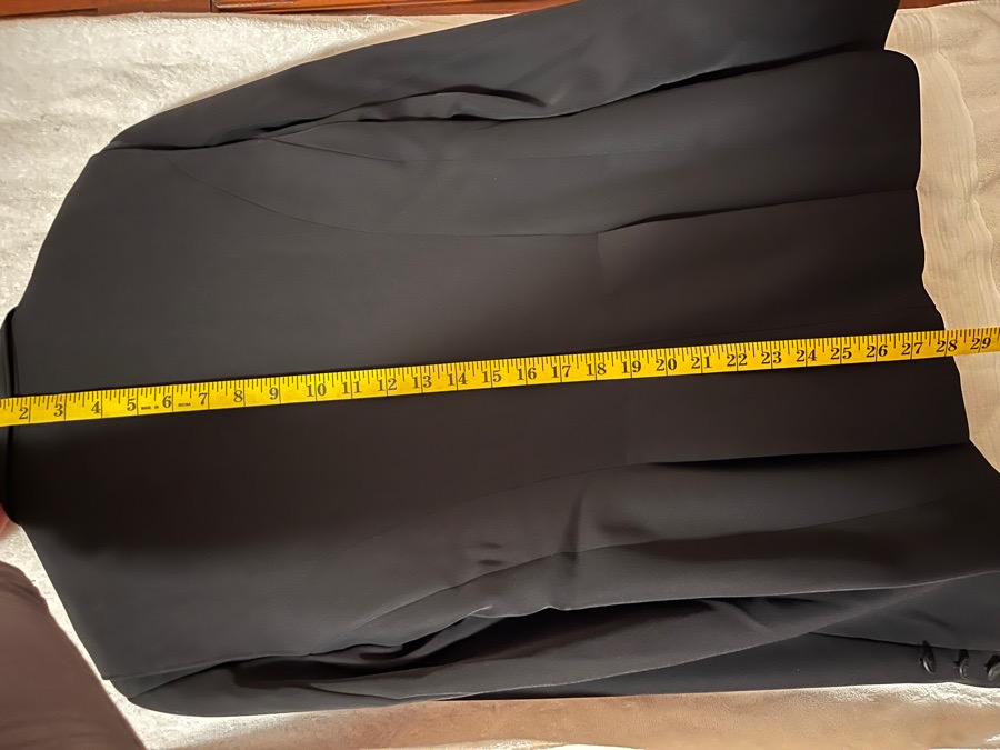 NWT Ariat Heritage Coat 6L black (hard to find!) 