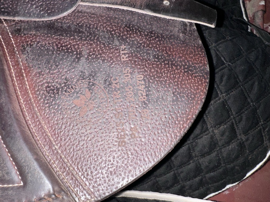 2020 CWD SE25 English Saddle – 17.5” Seat, 2C Flap – Excellent Condition