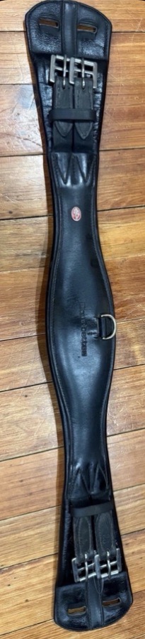 28” Courbette contoured girth