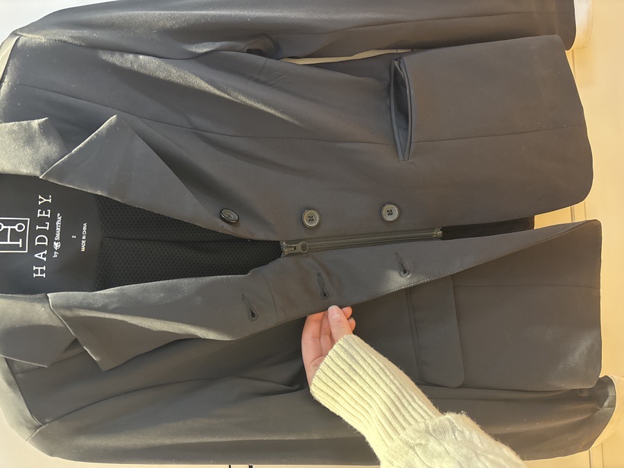 Hadley women’s show coat