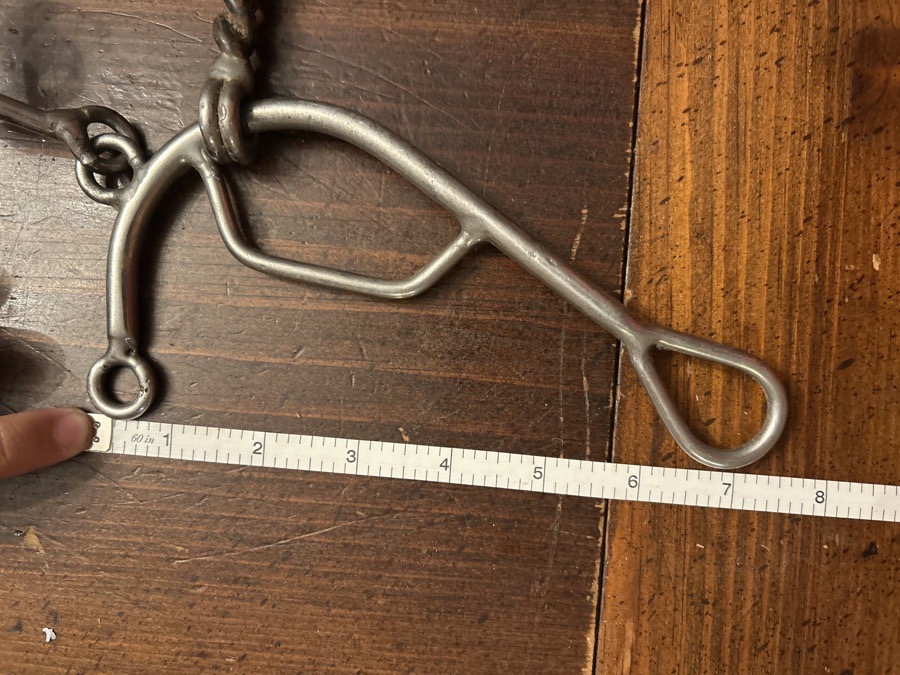 5.5” Twisted mouth leather nose combonation bit