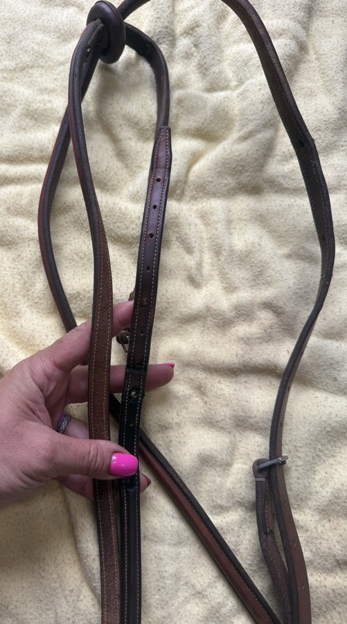 Oversized standing martingale