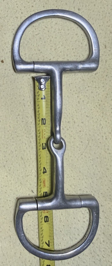 4 3/4” flat cheek D ring bit