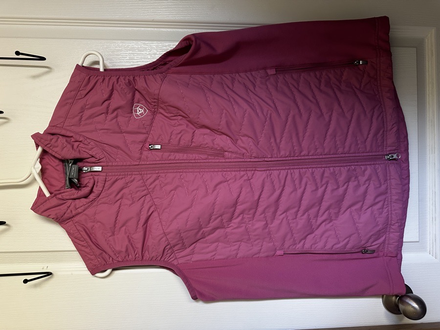 Ariat vest 