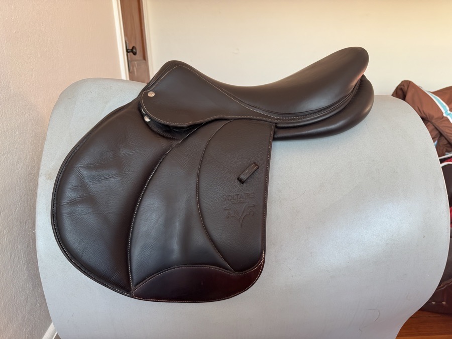 18.5” 2021 Voltaire Palm Beach Saddle - 3AR - Full Buffalo - MINT!