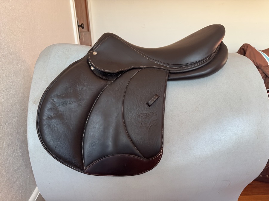 18.5” 2021 Voltaire Palm Beach Saddle - 3AR - Full Buffalo - MINT!
