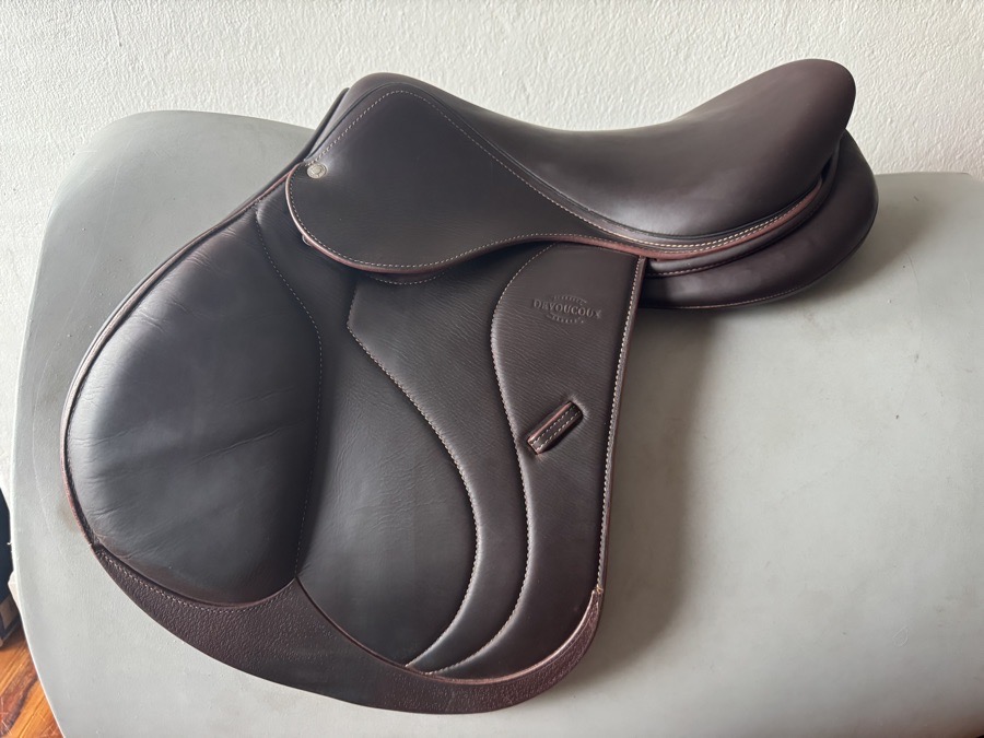 17” Devoucoux Biarritz O Saddle - 2022 - 2AA - Full Buffalo