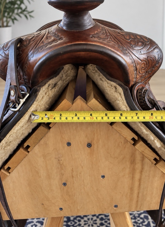 Unbranded western saddle