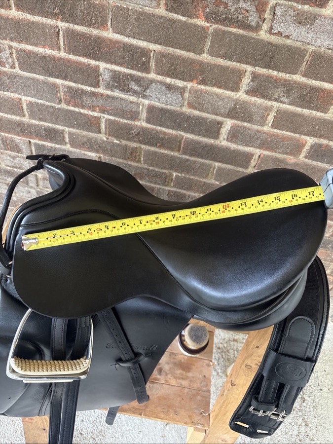 RARE FIND‼️17.5’’ Cutback Rembrandt Dressage Saddle, Adjustable Gullet, USA Made